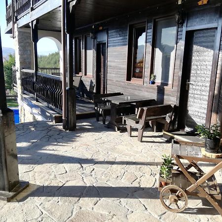 Trifon Zarezan Family Hotel Glavatartsi Exterior photo