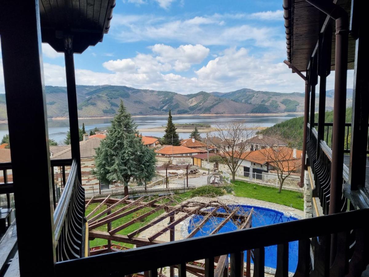 Trifon Zarezan Family Hotel Glavatartsi Exterior photo
